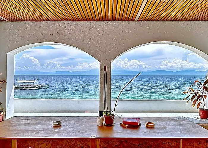 West Coast House Hotel