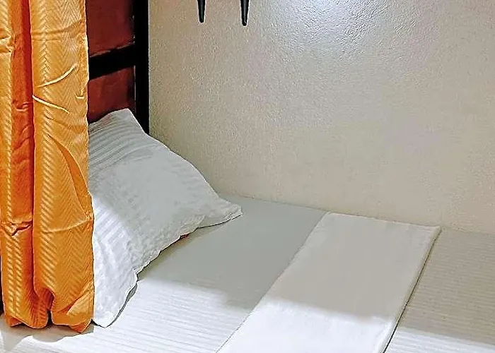West Coast House Hotel Cebu