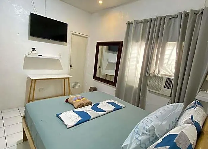 West Coast House 5*
