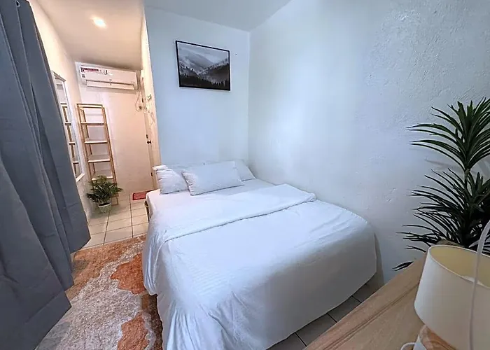 West Coast House Hotel 5*