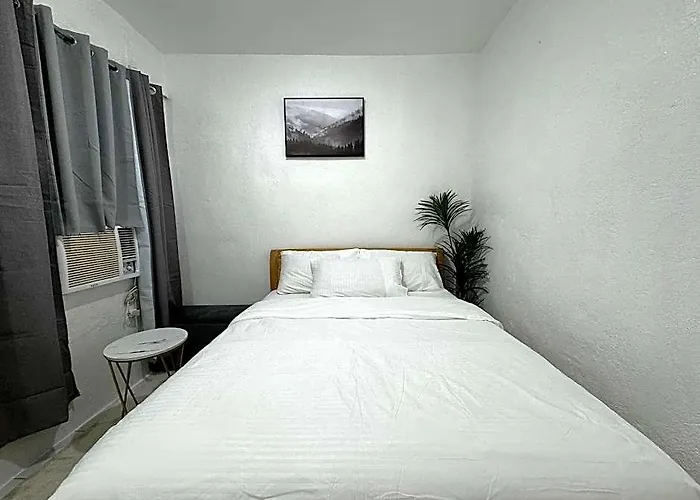 Hotel West Coast House
