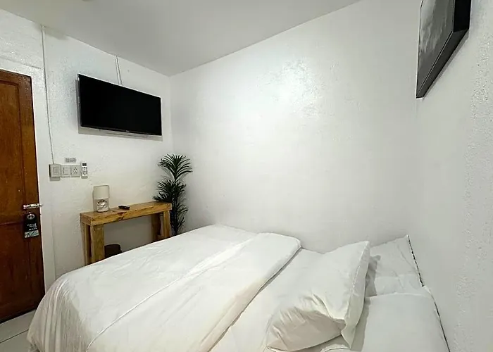 West Coast House 5* Cebu